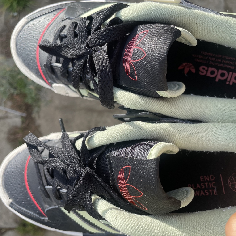 Adidas Forum Low “End Plastic Waste” – Men’s Sz 9.5 – Sustainable Edition